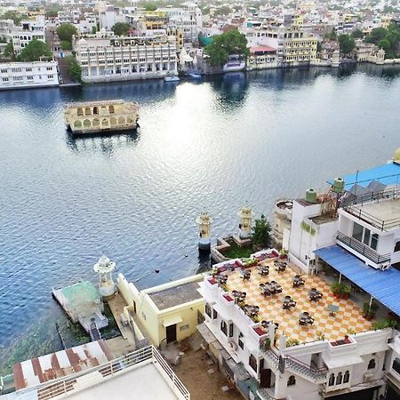 Hotel Devraj Niwas On Lake Pichola Udaipur Ngoại thất bức ảnh