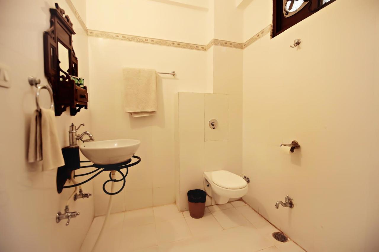 Hotel Devraj Niwas On Lake Pichola Udaipur Ngoại thất bức ảnh