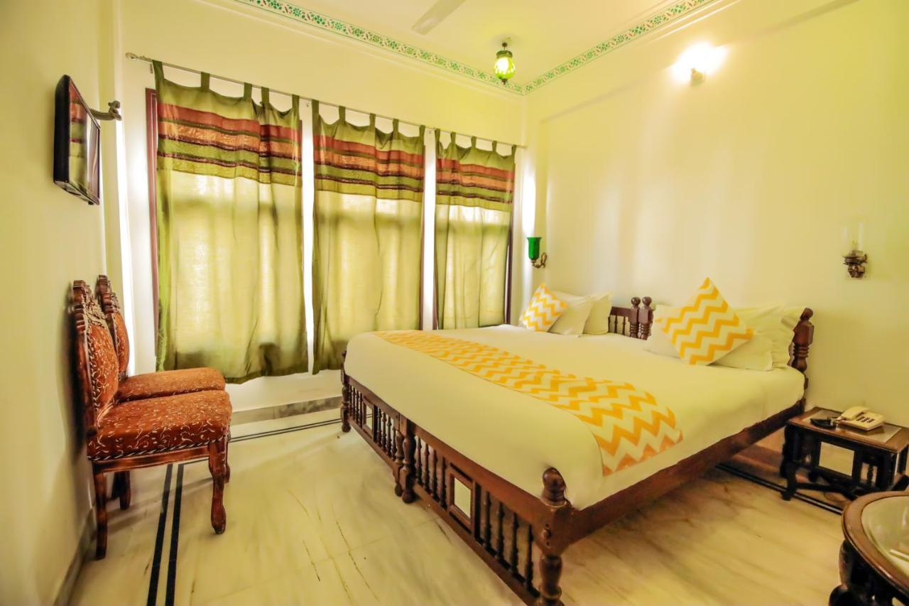 Hotel Devraj Niwas On Lake Pichola Udaipur Ngoại thất bức ảnh