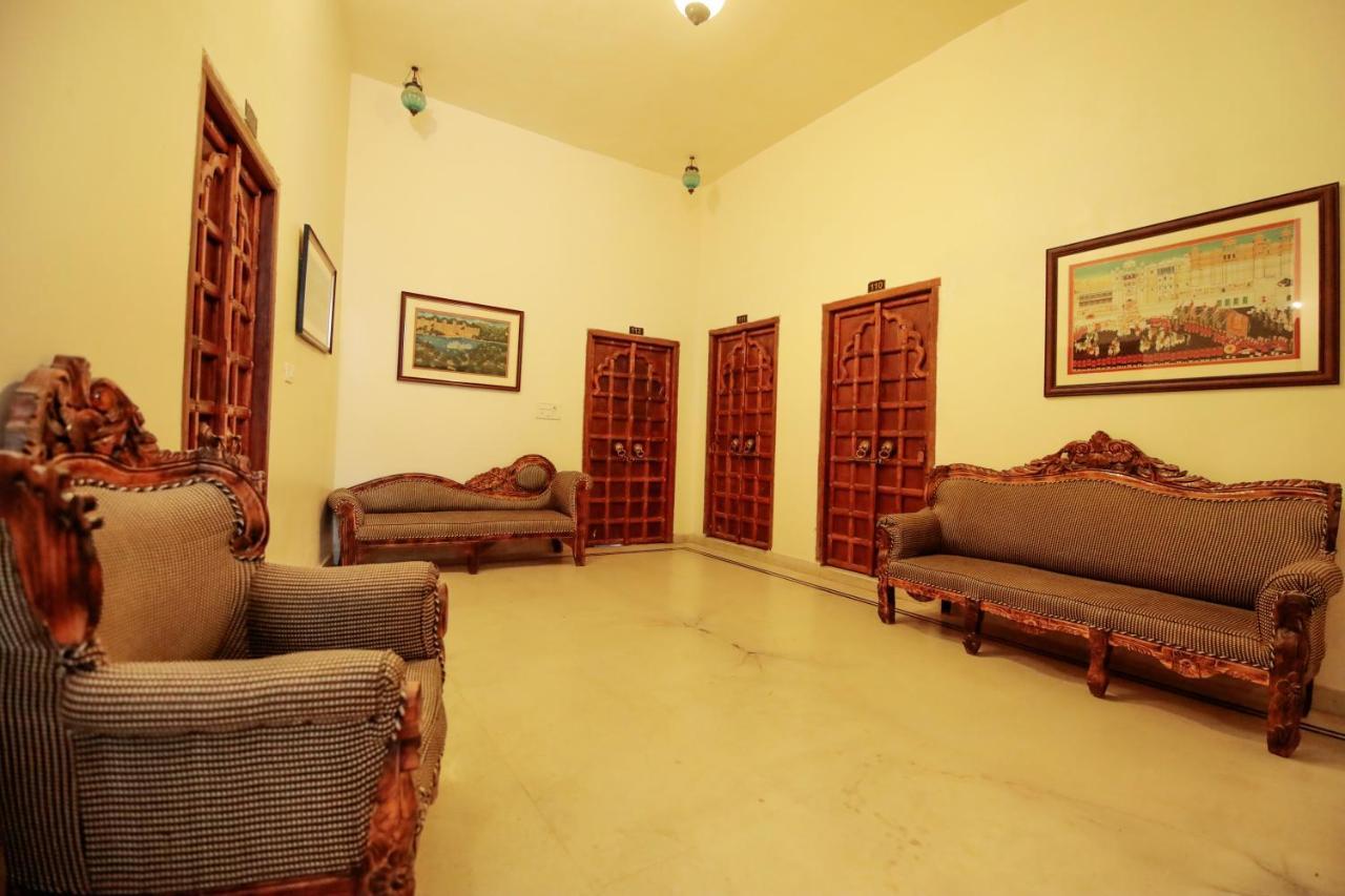 Hotel Devraj Niwas On Lake Pichola Udaipur Ngoại thất bức ảnh