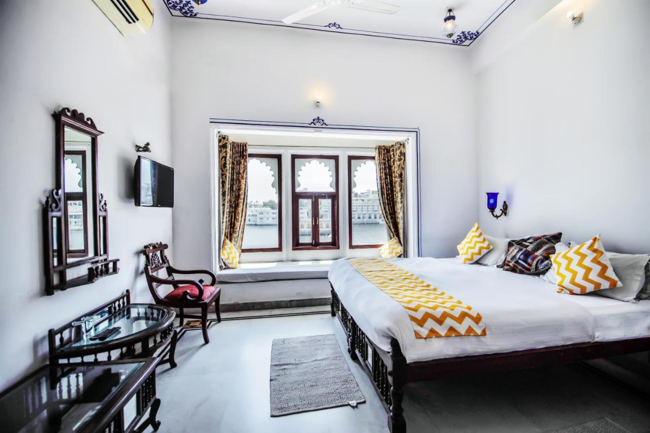 Hotel Devraj Niwas On Lake Pichola Udaipur Ngoại thất bức ảnh