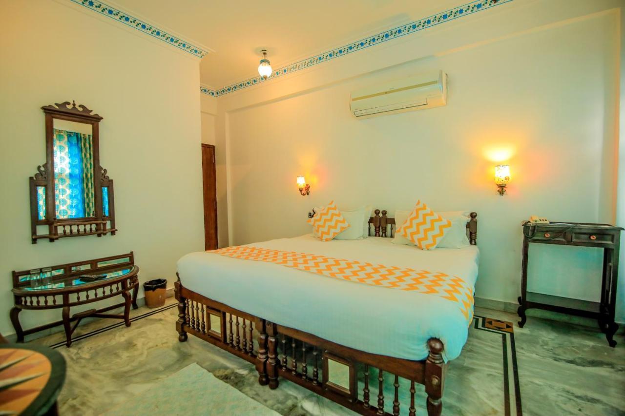 Hotel Devraj Niwas On Lake Pichola Udaipur Ngoại thất bức ảnh