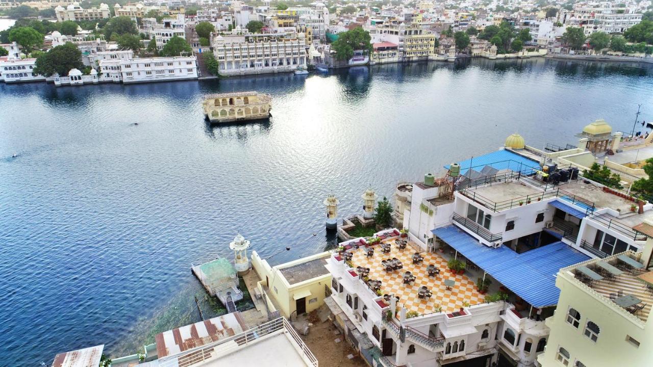 Hotel Devraj Niwas On Lake Pichola Udaipur Ngoại thất bức ảnh