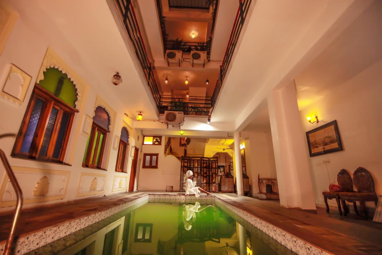 Hotel Devraj Niwas On Lake Pichola Udaipur Ngoại thất bức ảnh