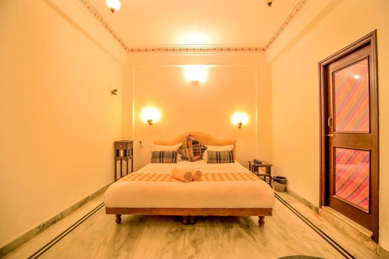Hotel Devraj Niwas On Lake Pichola Udaipur Ngoại thất bức ảnh