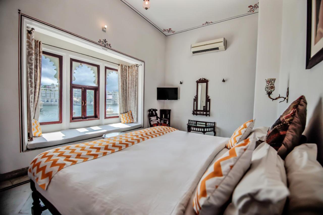 Hotel Devraj Niwas On Lake Pichola Udaipur Ngoại thất bức ảnh