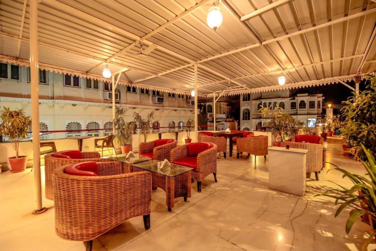 Hotel Devraj Niwas On Lake Pichola Udaipur Ngoại thất bức ảnh