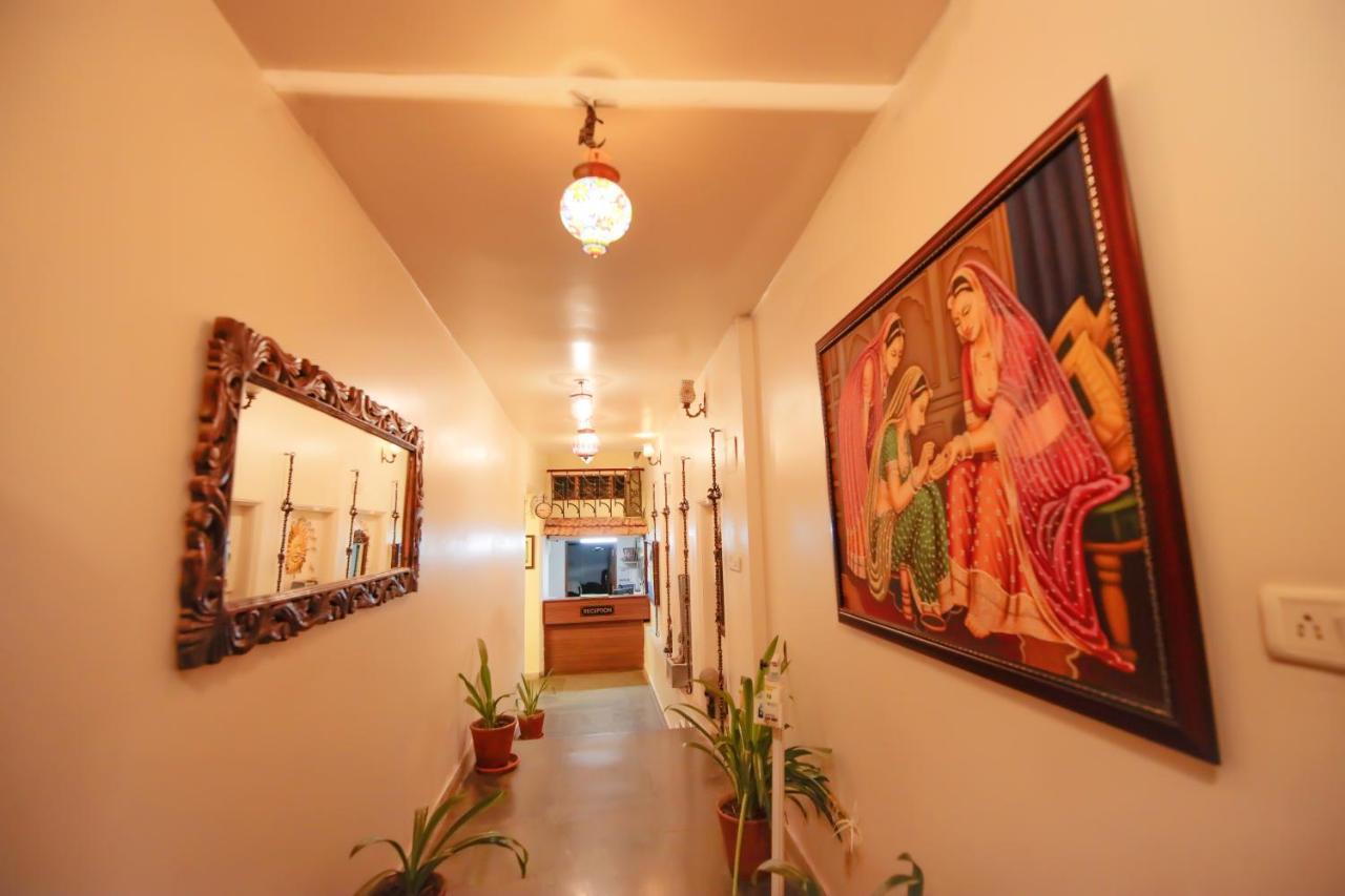 Hotel Devraj Niwas On Lake Pichola Udaipur Ngoại thất bức ảnh