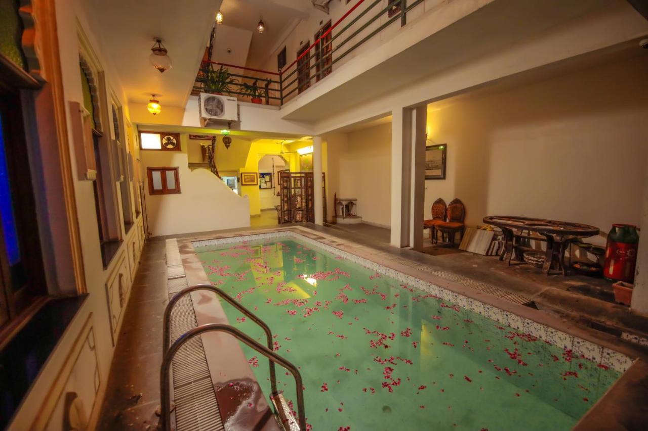 Hotel Devraj Niwas On Lake Pichola Udaipur Ngoại thất bức ảnh