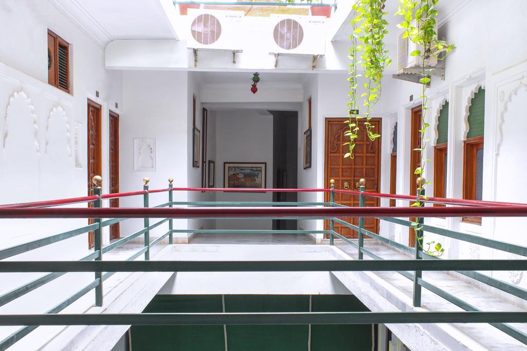 Hotel Devraj Niwas On Lake Pichola Udaipur Ngoại thất bức ảnh