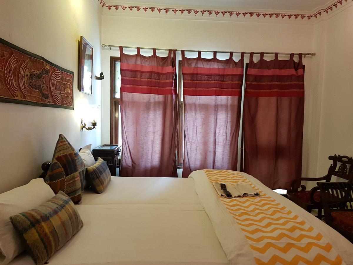 Hotel Devraj Niwas On Lake Pichola Udaipur Ngoại thất bức ảnh