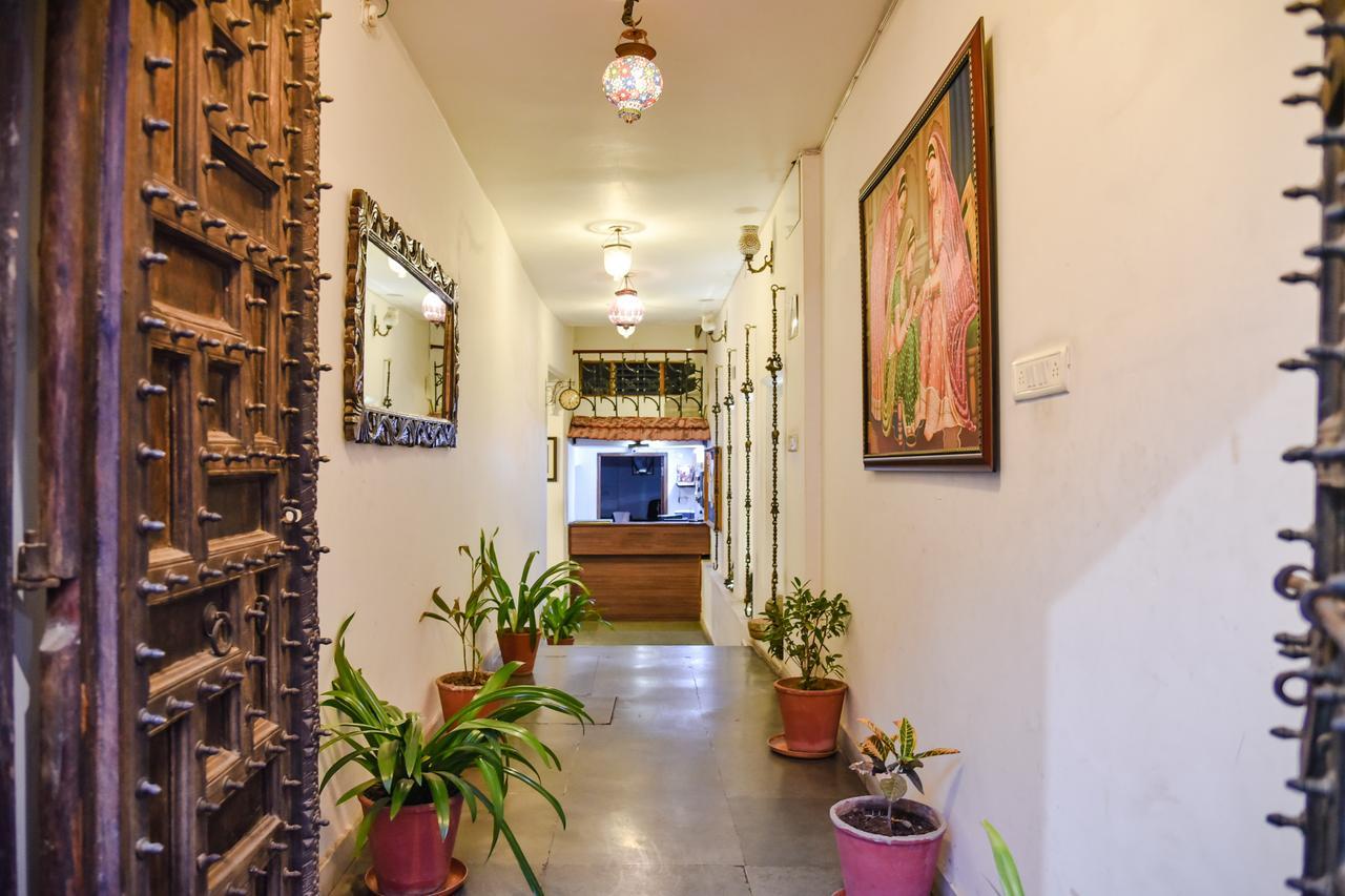 Hotel Devraj Niwas On Lake Pichola Udaipur Ngoại thất bức ảnh